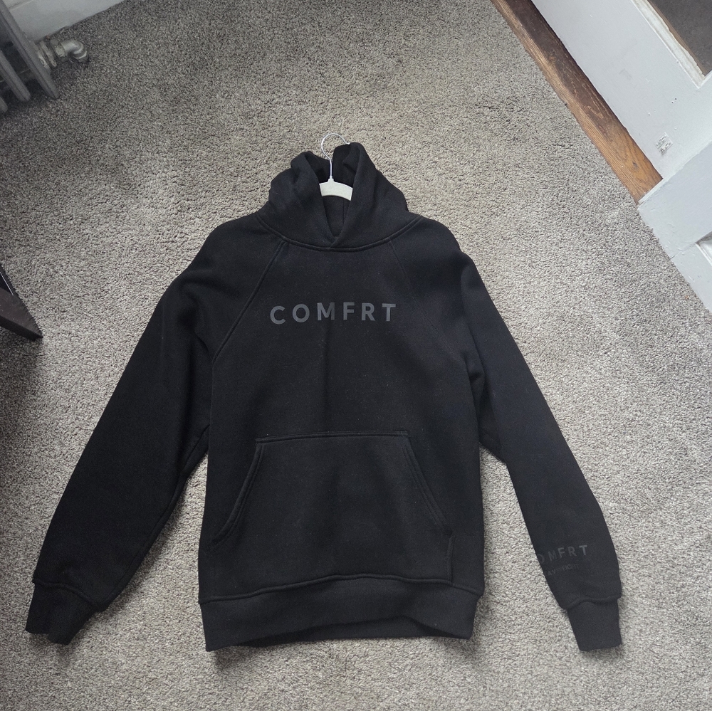 Comfrt Black Hoodie